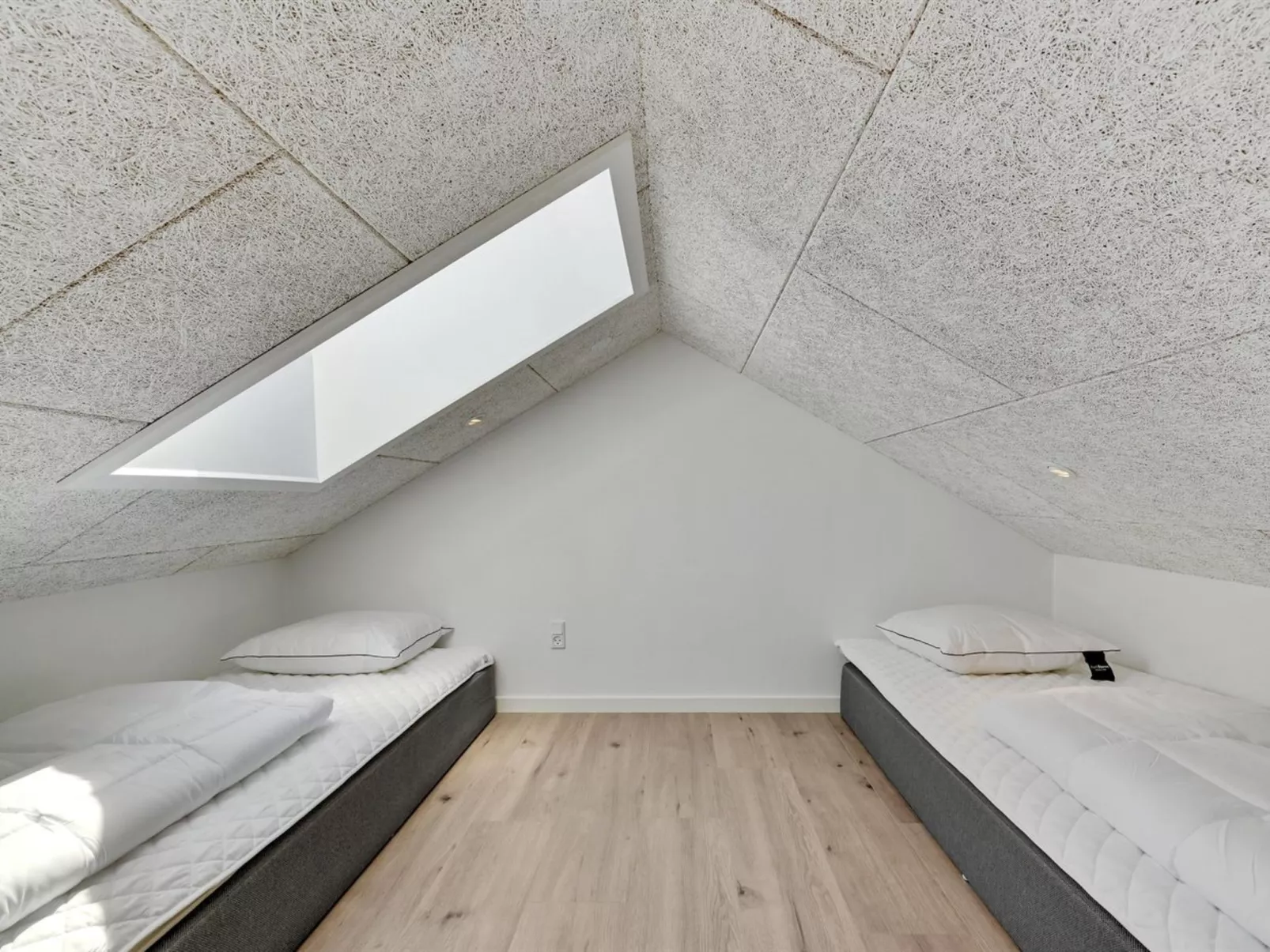 "Pejo" - 950m from the sea-Binnen