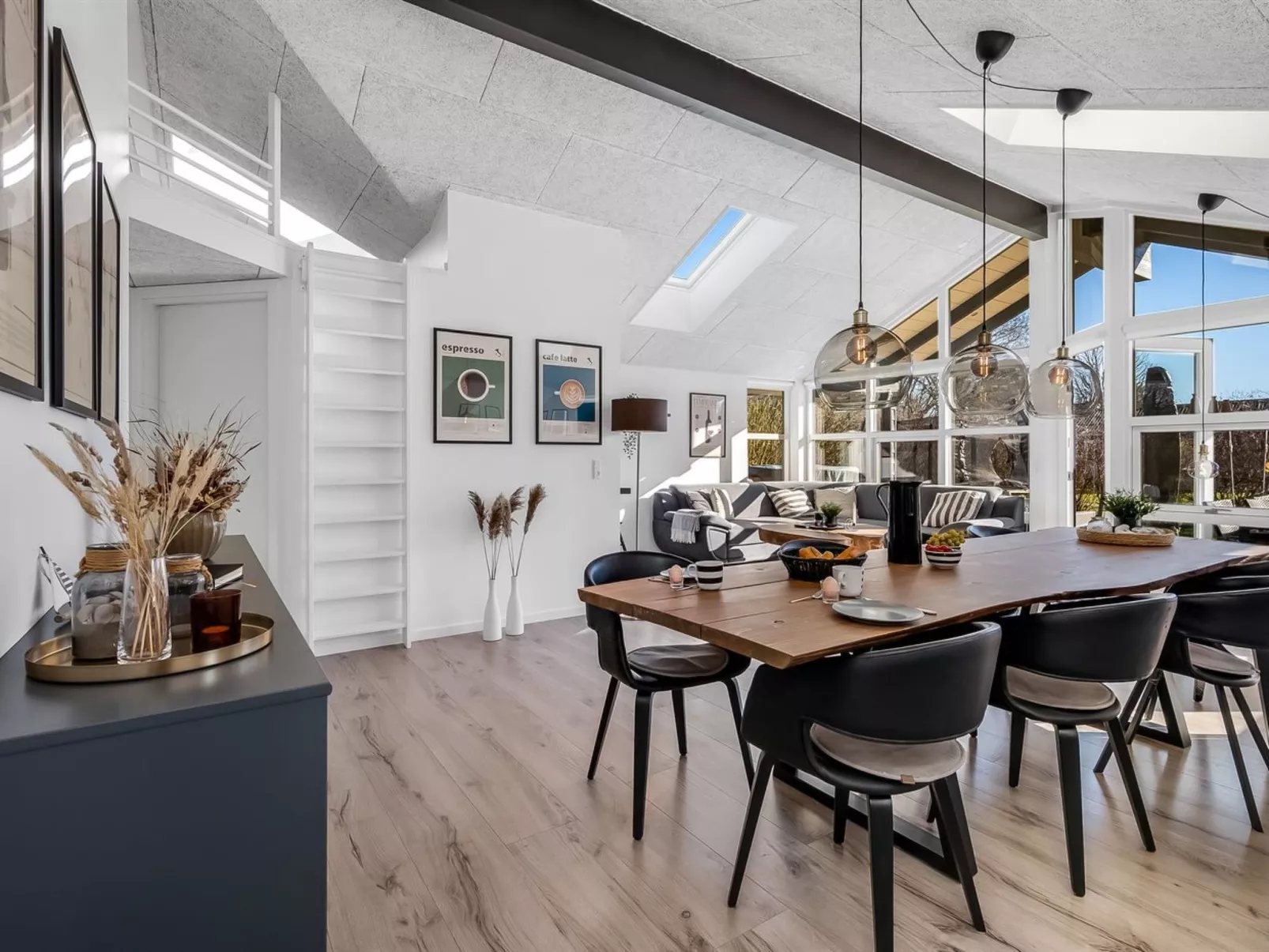 "Alrike" - 850m from the sea-Binnen