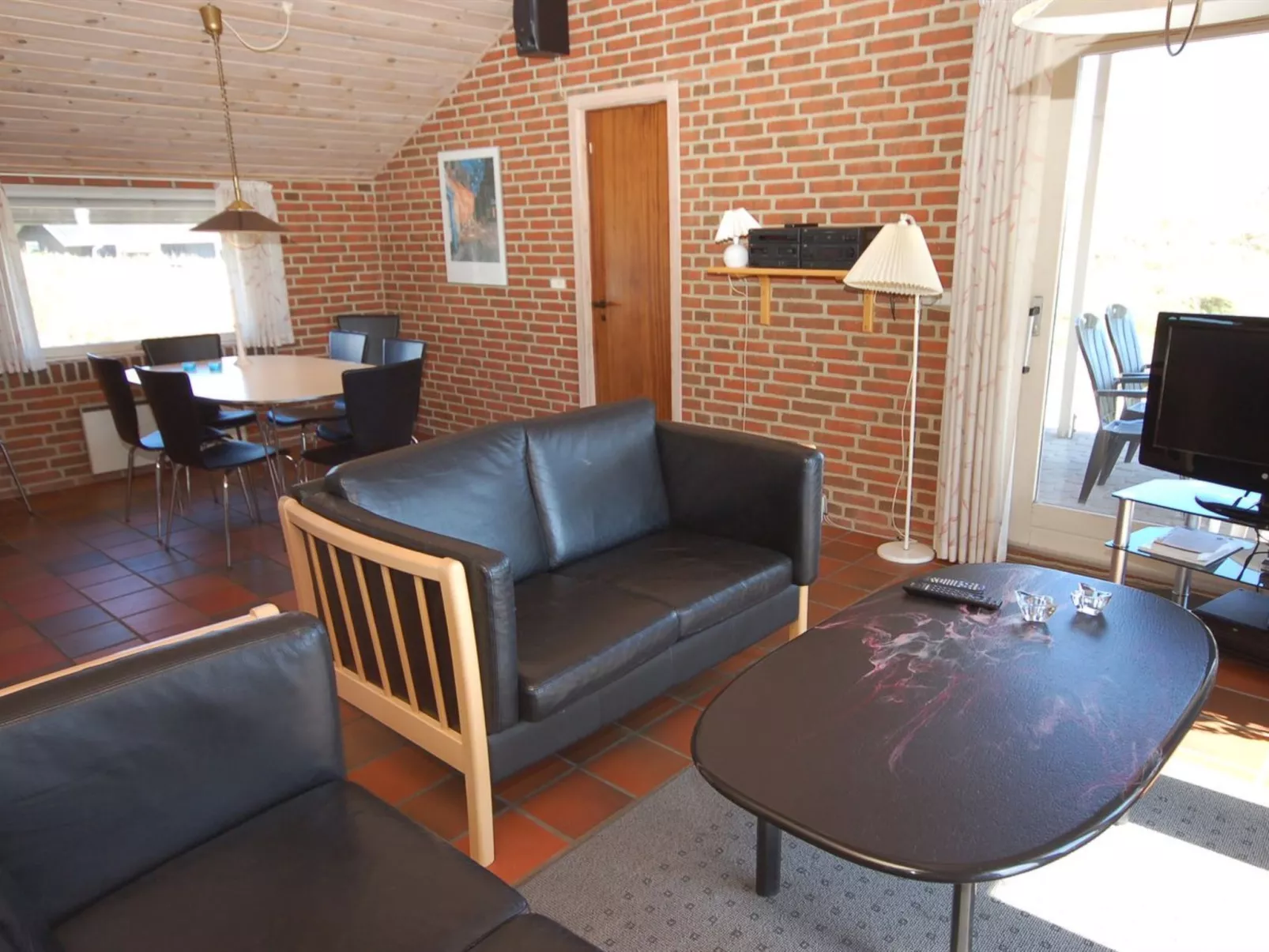 "Riborg" -  from the sea-Binnen