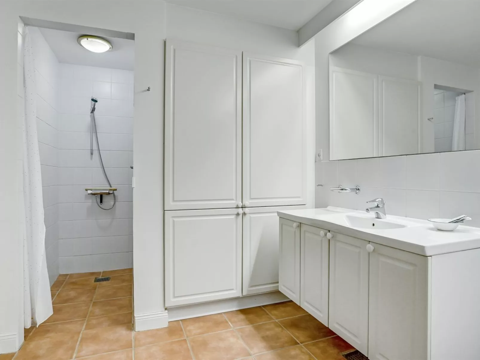 "Jannike" - 100m from the sea-Binnen