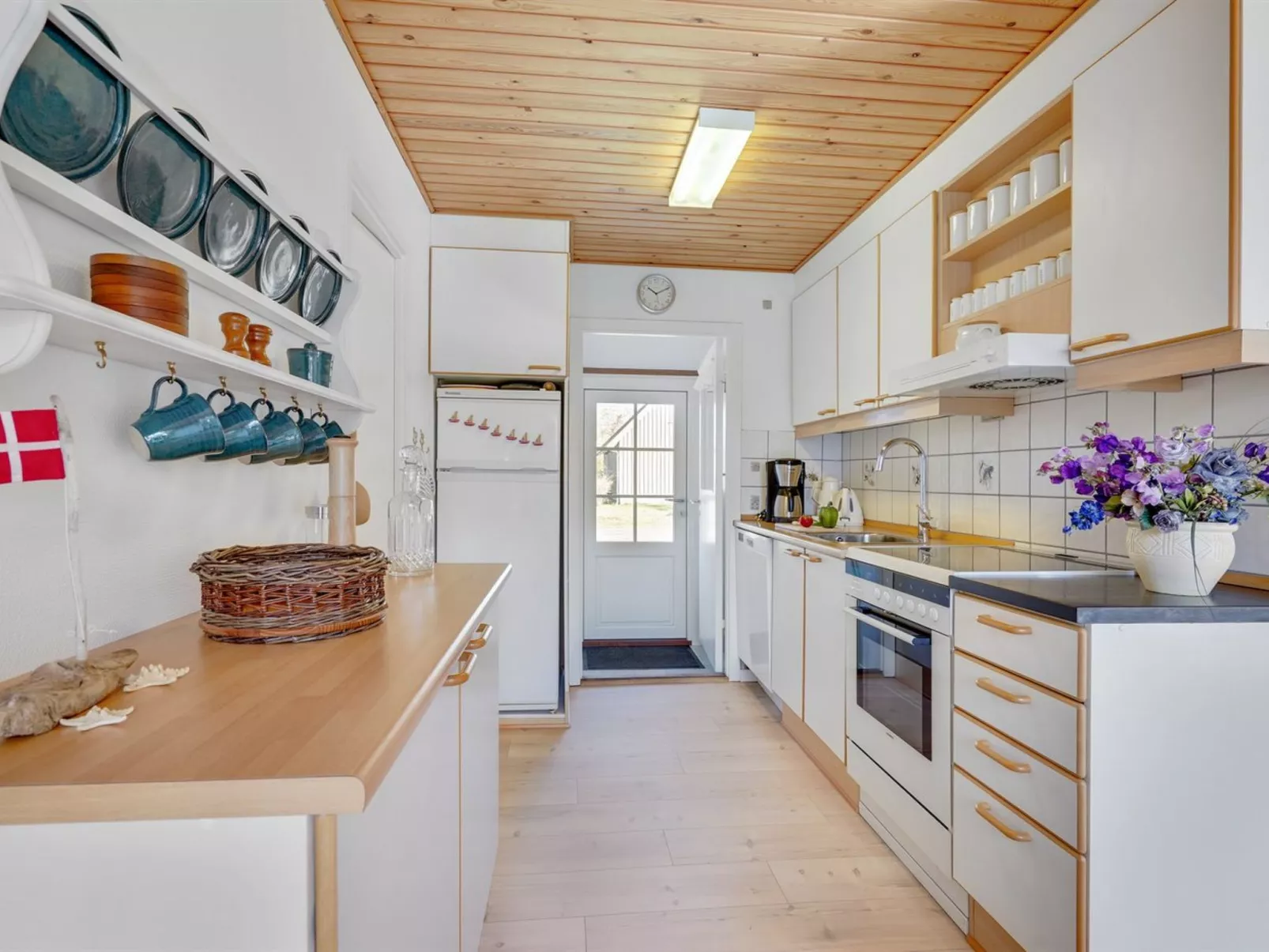 "Undis" - 660m from the sea-Binnen