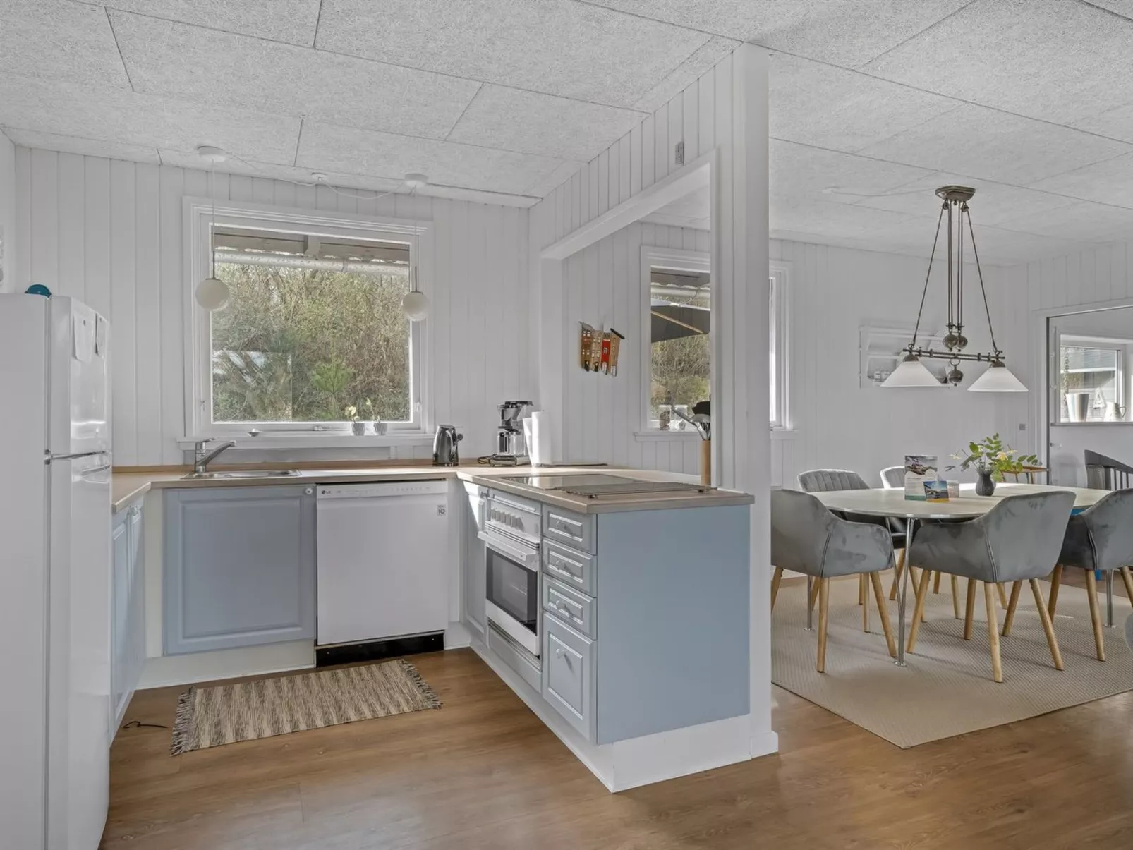 "Thyra" - 500m to the fjord-Binnen