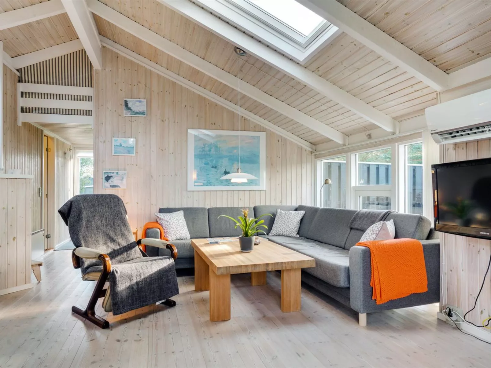 "Peter" - 400m from the sea-Binnen