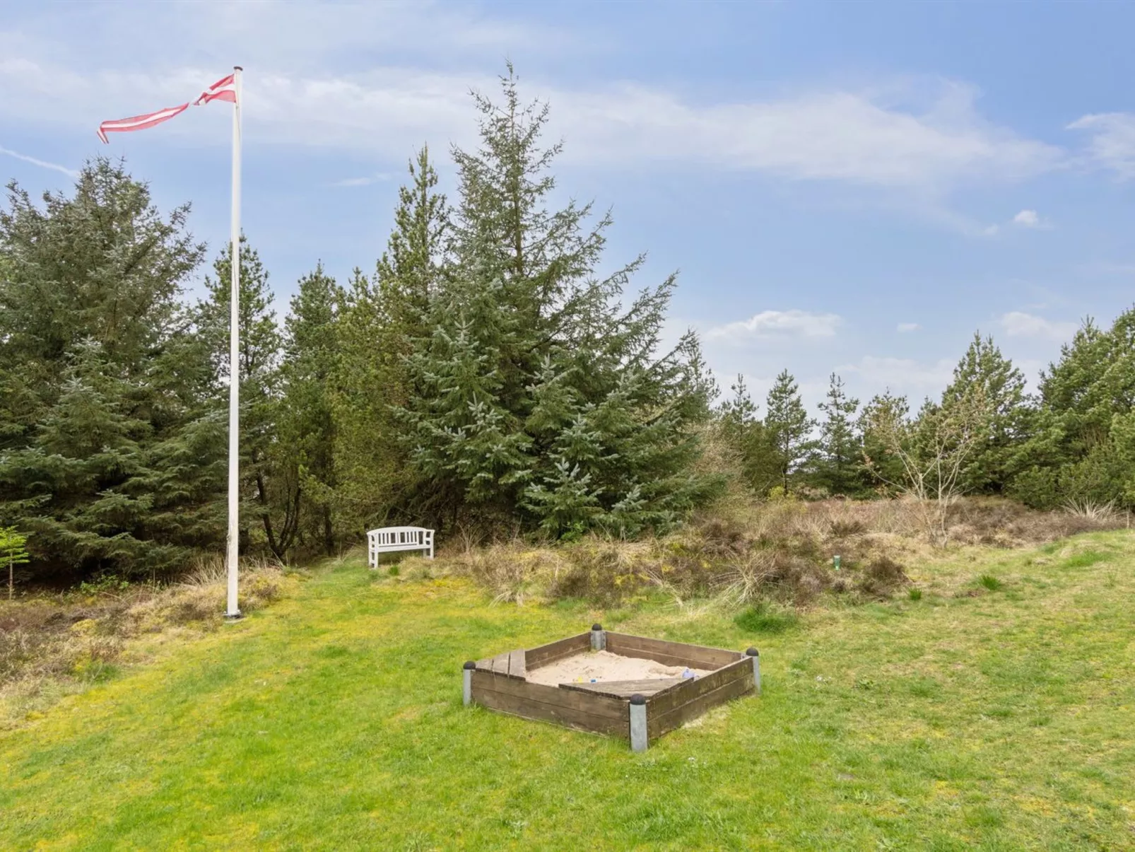 "Wale" - 3.3km from the sea-Buiten