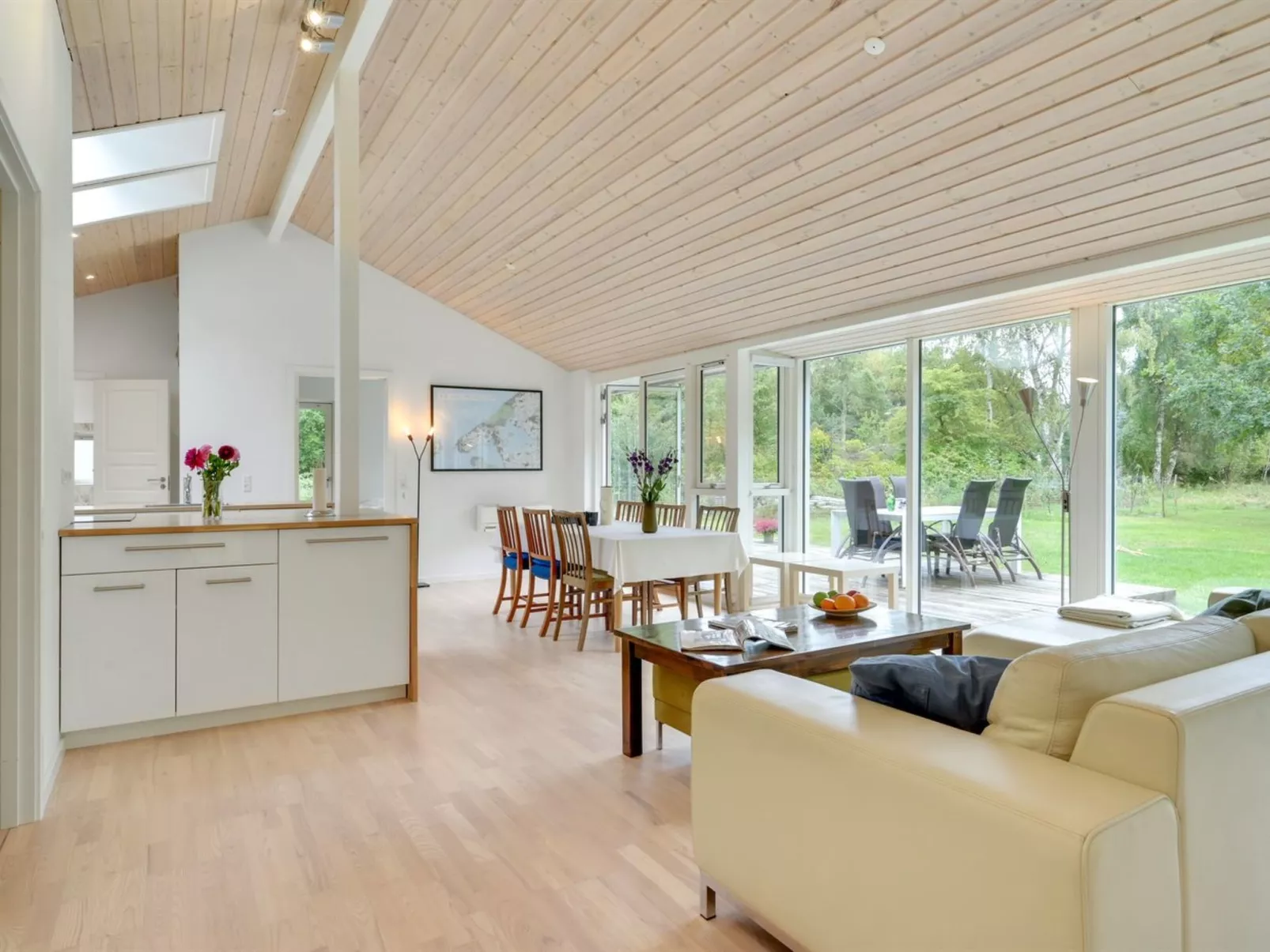 "Heino" - 3.5km from the sea-Binnen