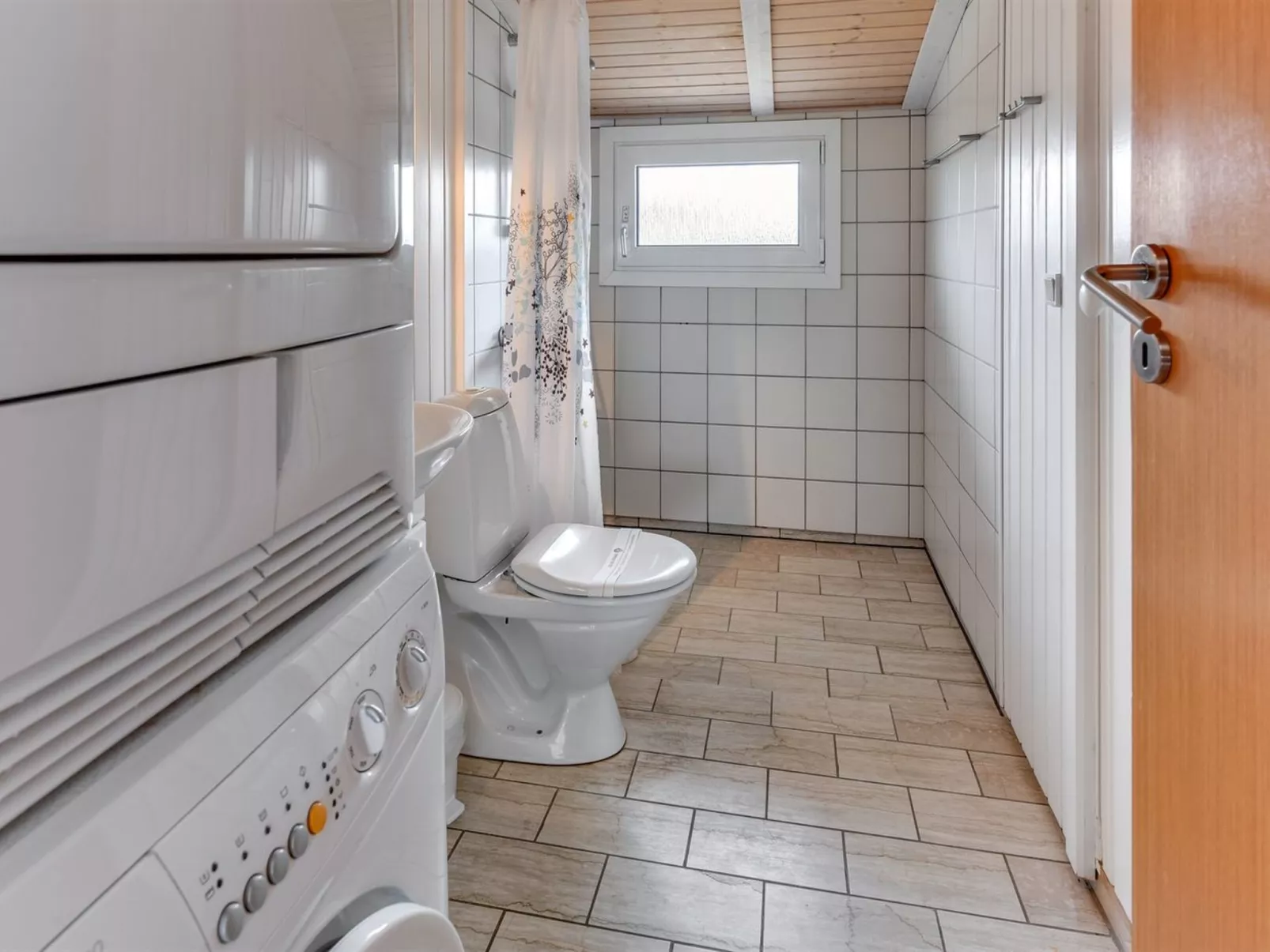 "Mogens" -  from the sea-Binnen