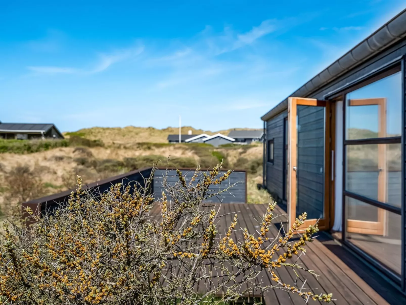 "Erko" - 150m from the sea-Buiten