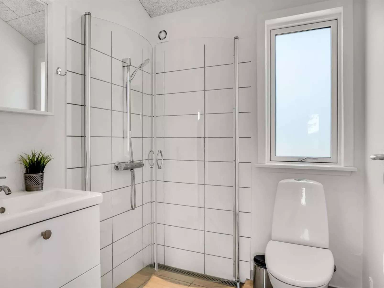 "Raakel" - 950m from the sea-Binnen