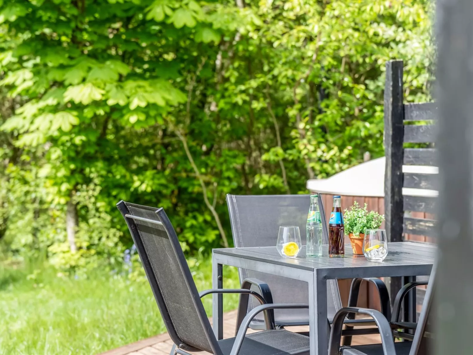 "Akke" - 150m to the fjord-Buiten