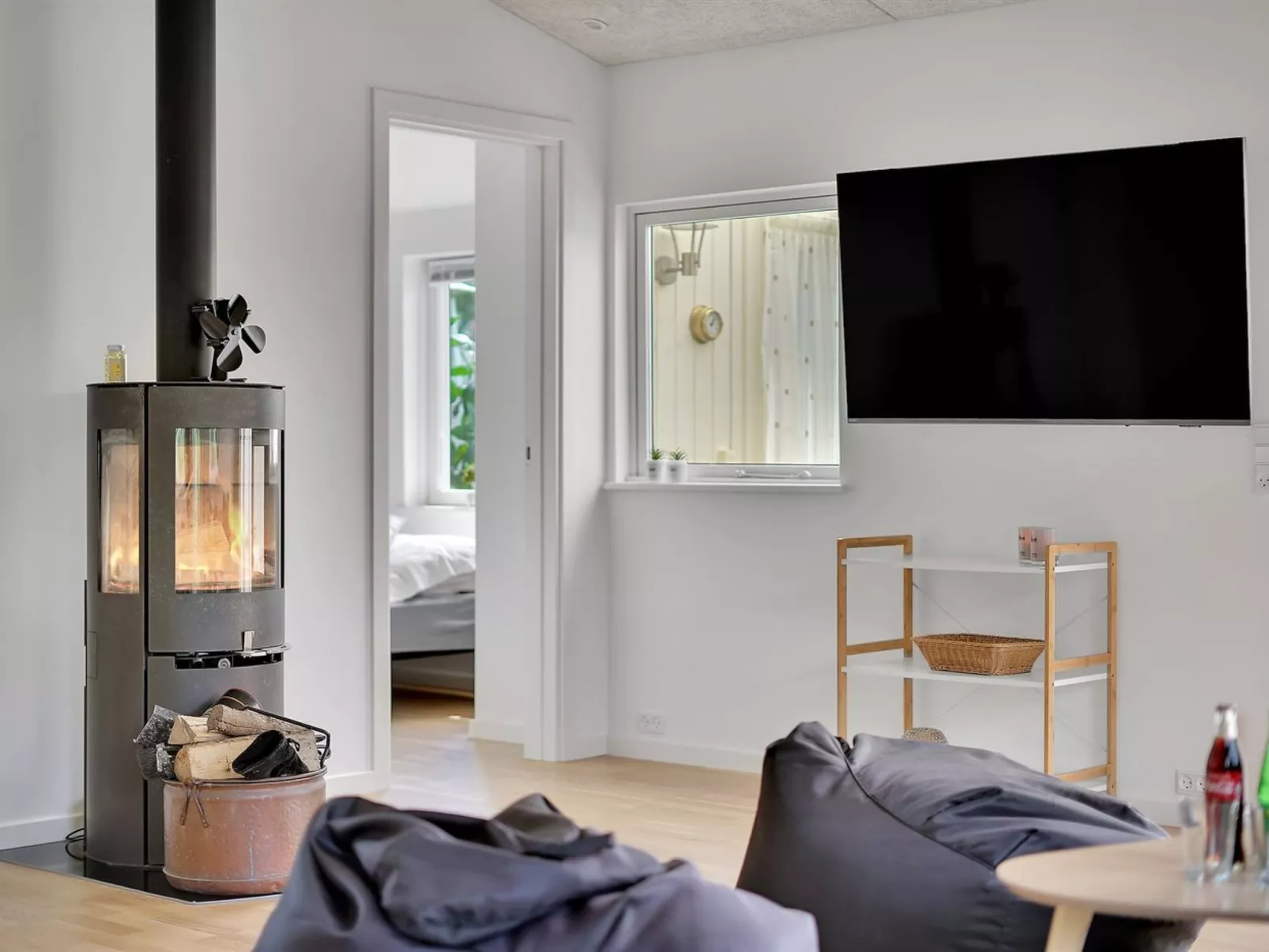 "Fentje" - 375m to the fjord-Binnen