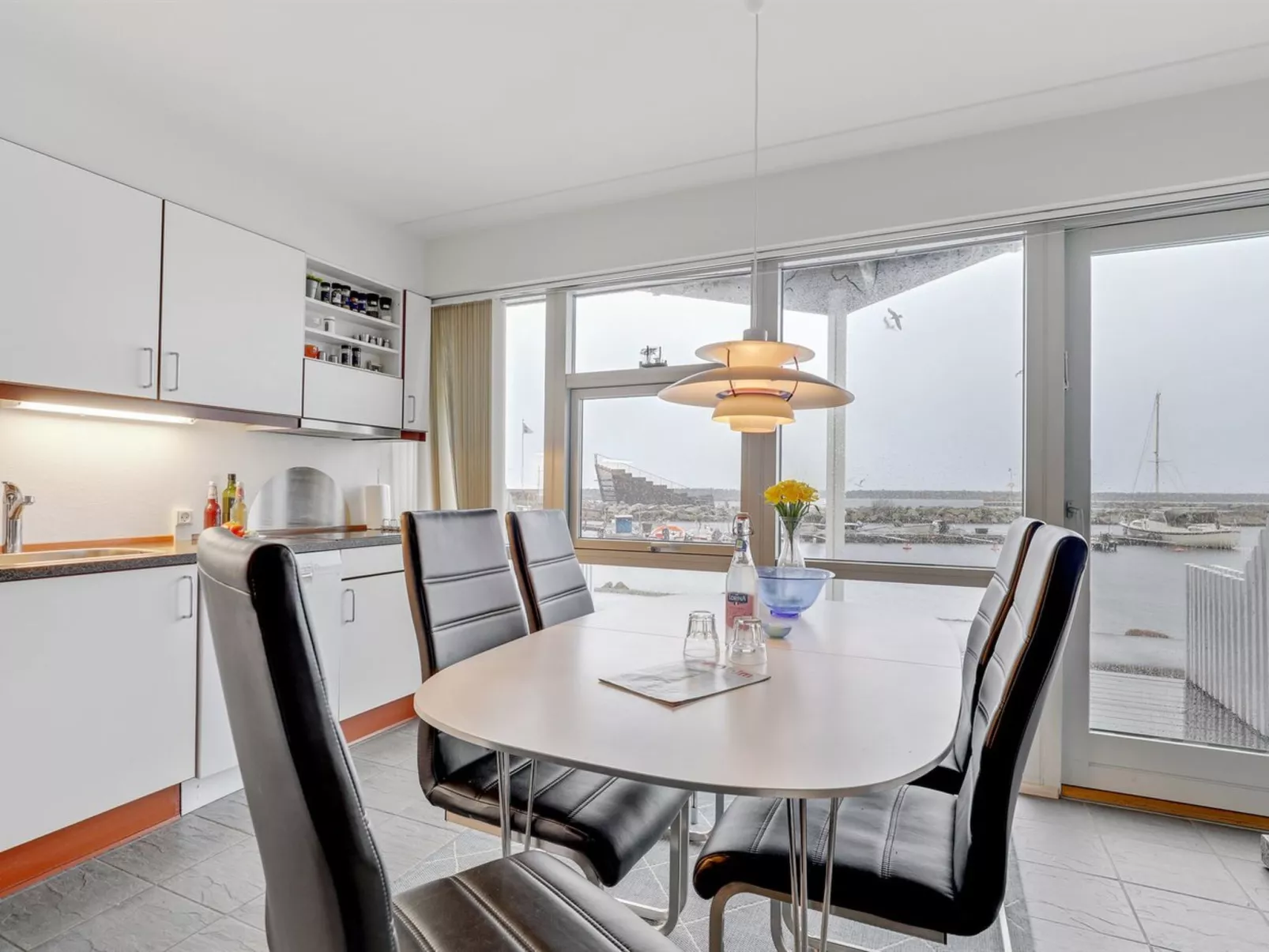 "Allette" - 10m from the sea-Binnen