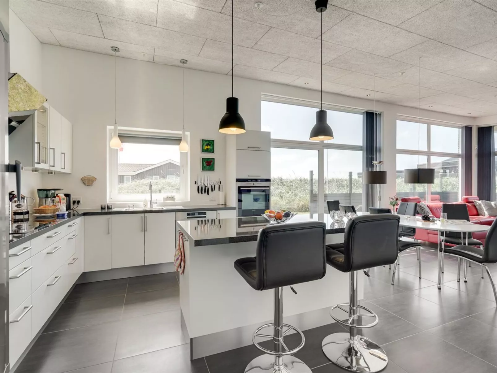 "Synthia" - 300m from the sea-Binnen