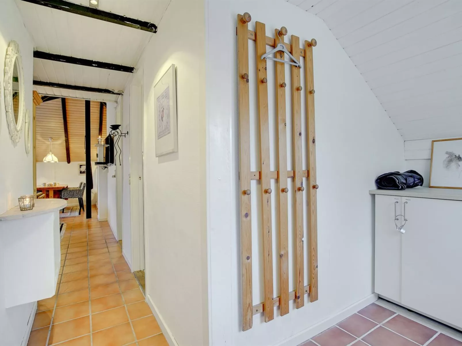 "Arnfin" - 160m from the sea-Binnen