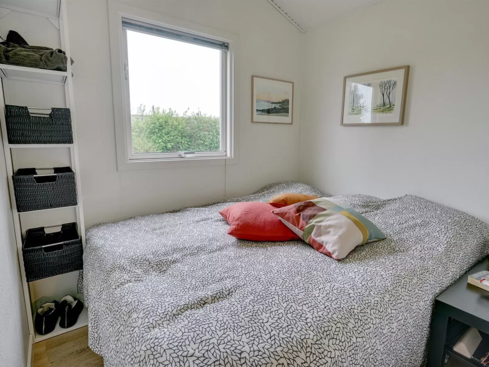 "Ainikki" - 200m from the sea-Binnen