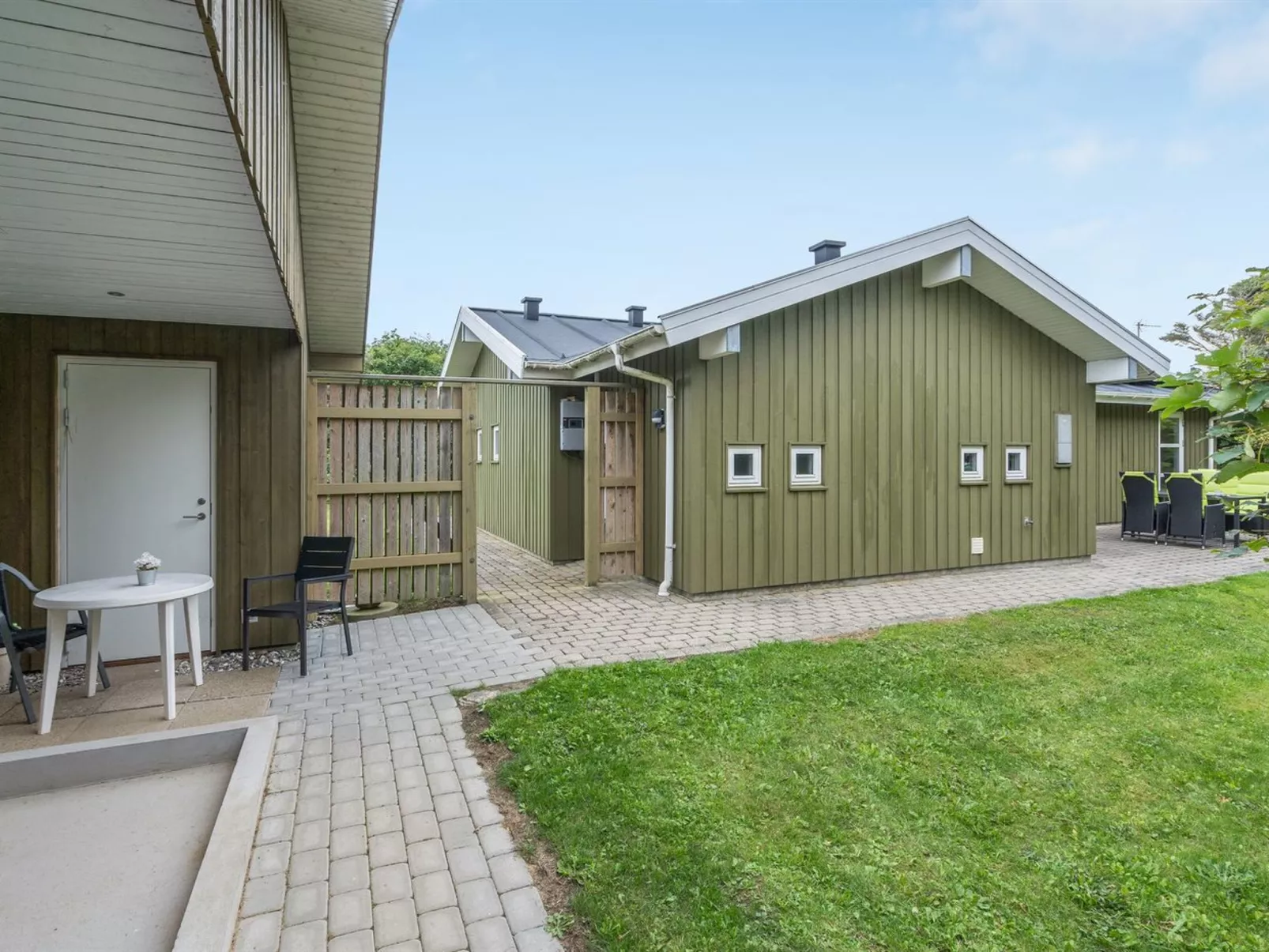 "Hauke" - 478m from the sea-Buiten