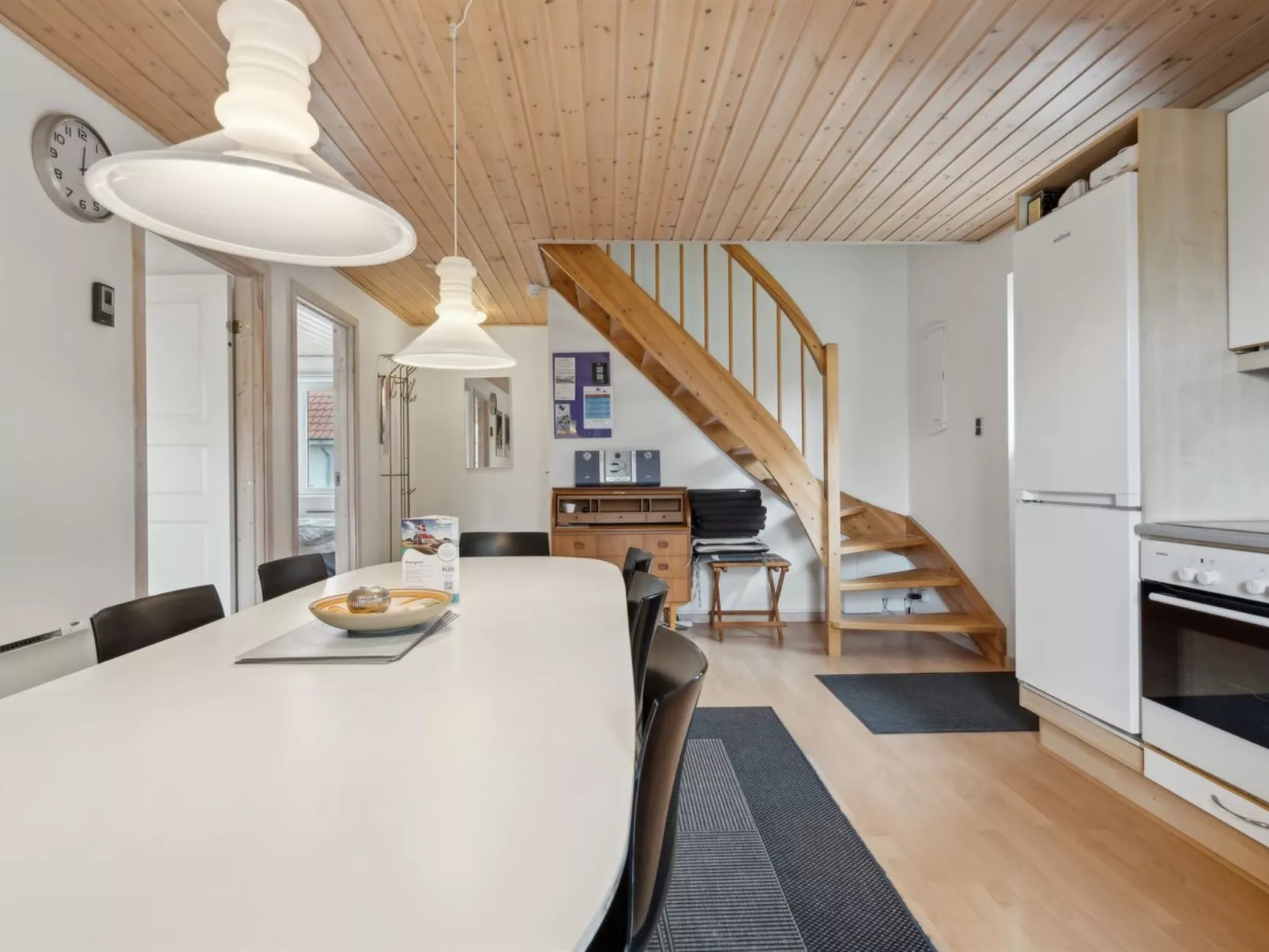 "Uffe" - 100m to the fjord-Binnen