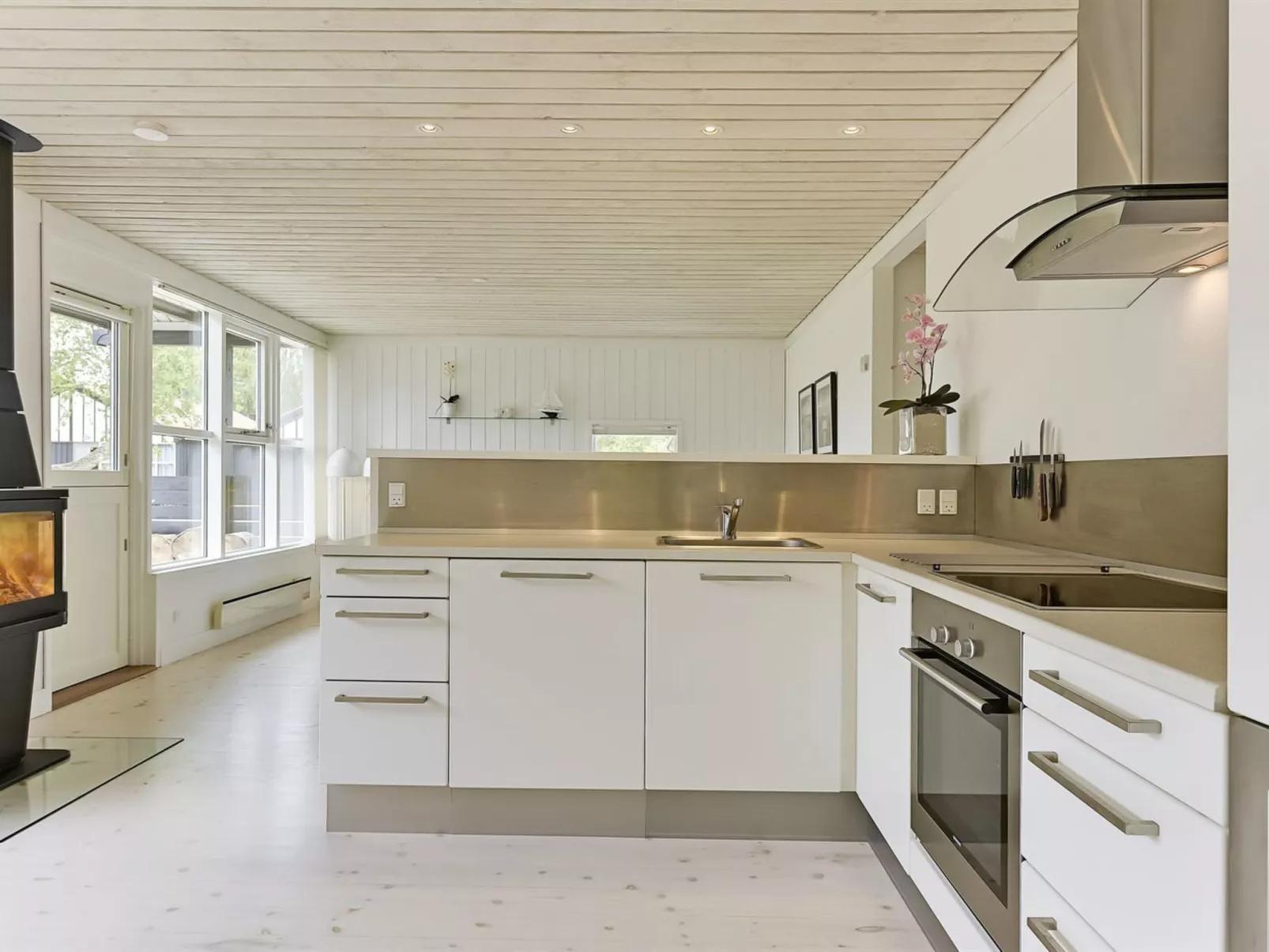 "Iolani" - 250m from the sea-Binnen