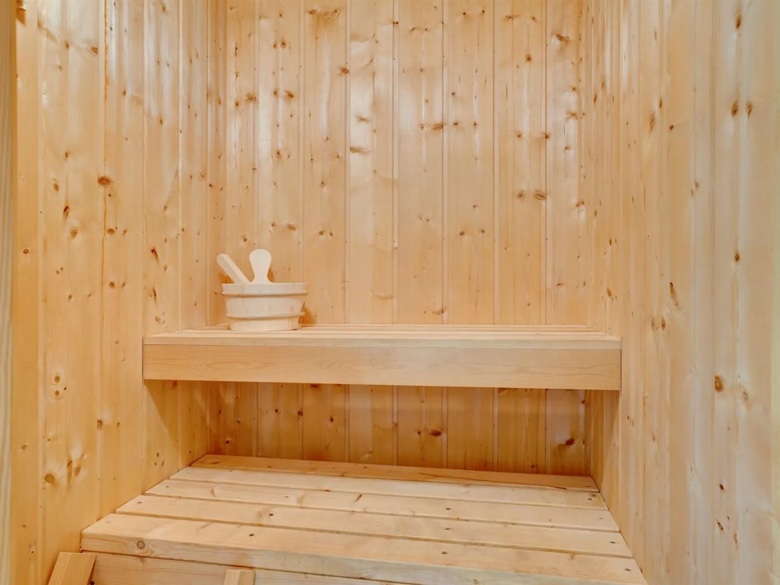 "Filimena" - 350m from the sea-Binnen