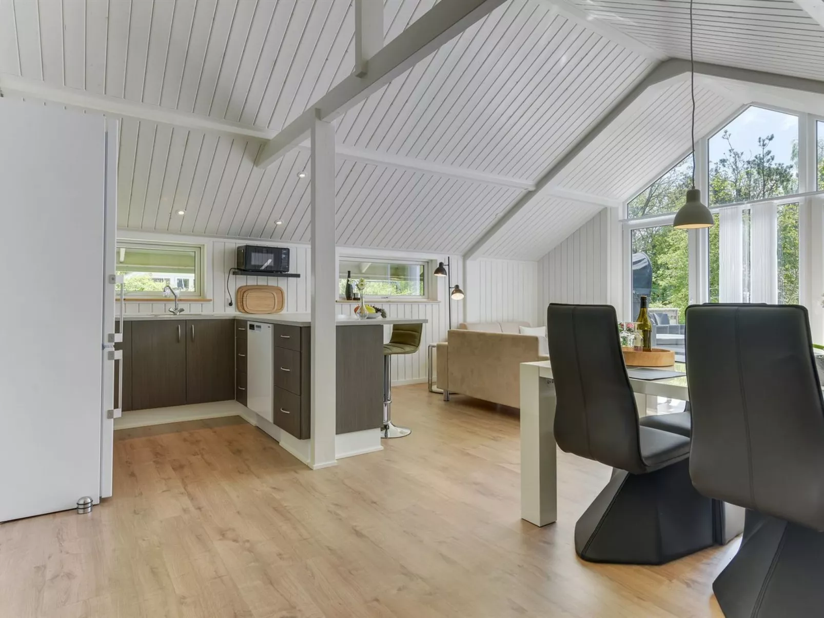 "Aleide" - 29km from the sea-Binnen