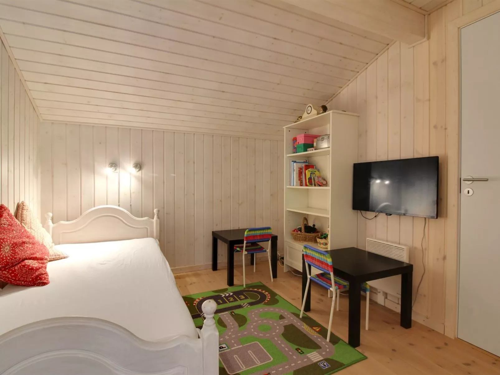 "Siljana" - 1km from the sea-Binnen