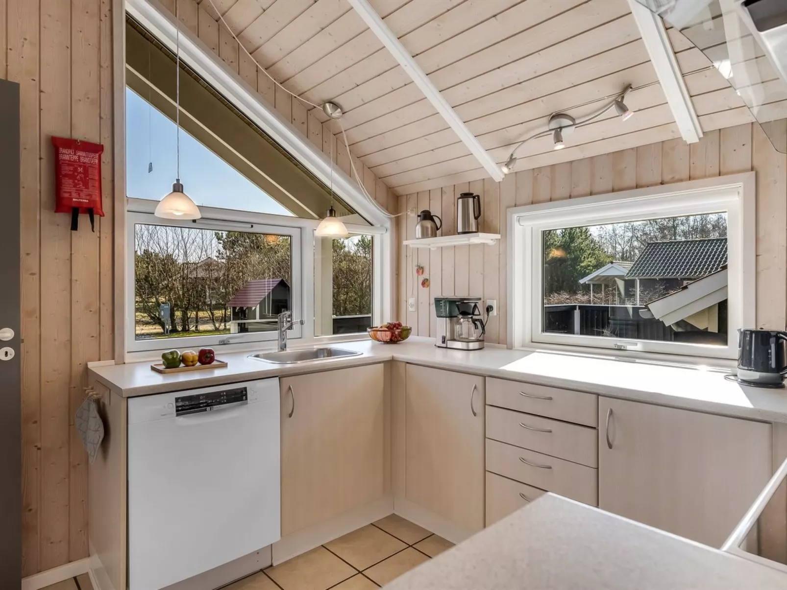 "Germaine" - 1.2km from the sea-Binnen