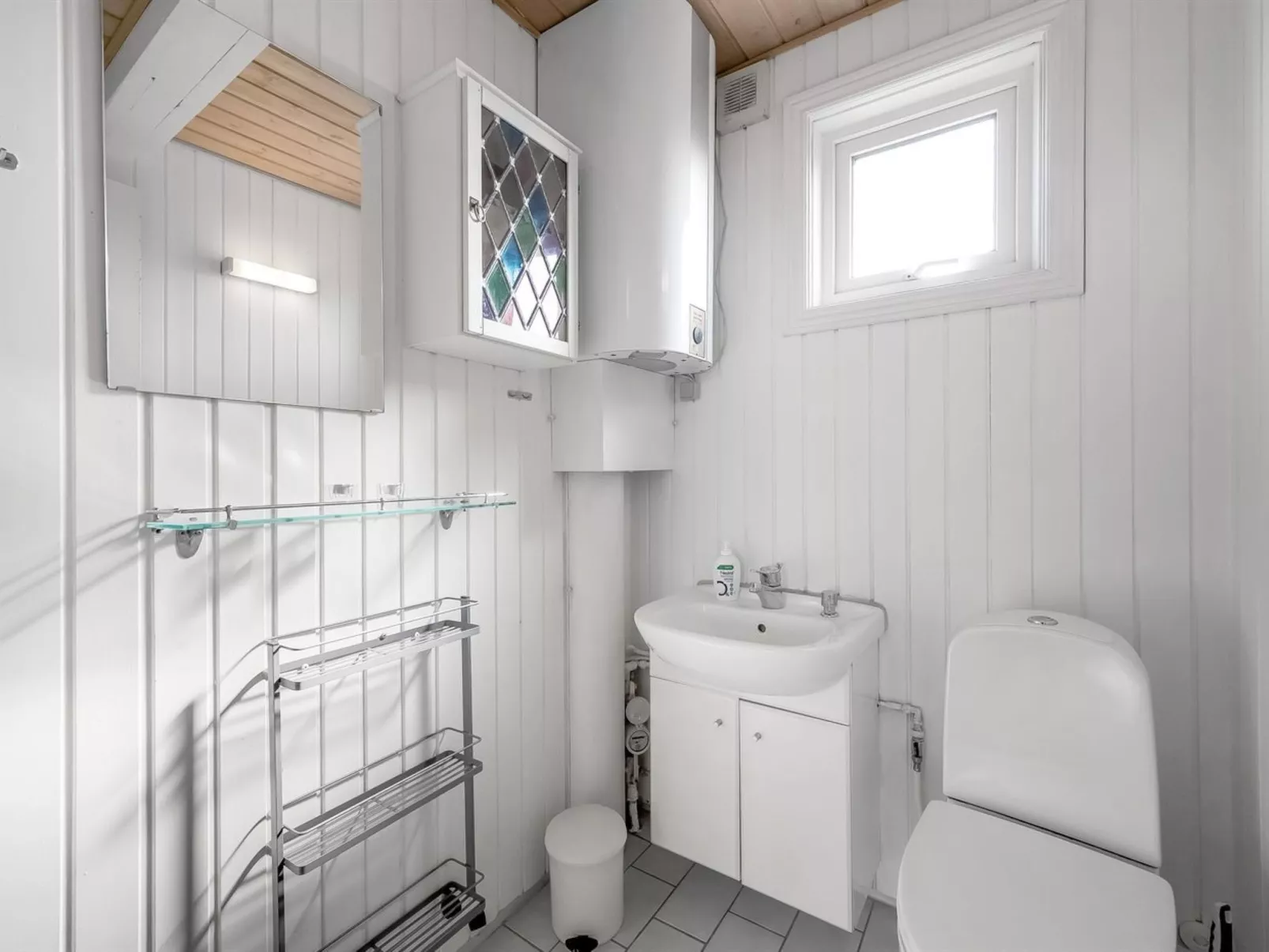 "Iines" - 200m from the sea-Binnen