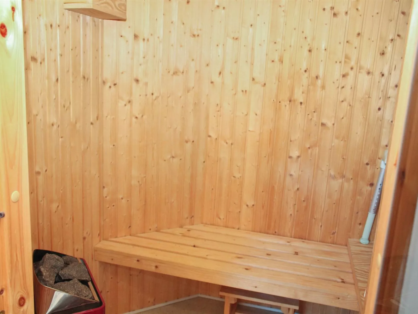 "Calina" - 300m from the sea-Binnen