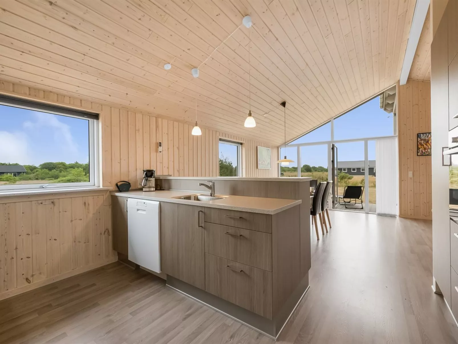 "Clement" - 500m to the fjord-Binnen