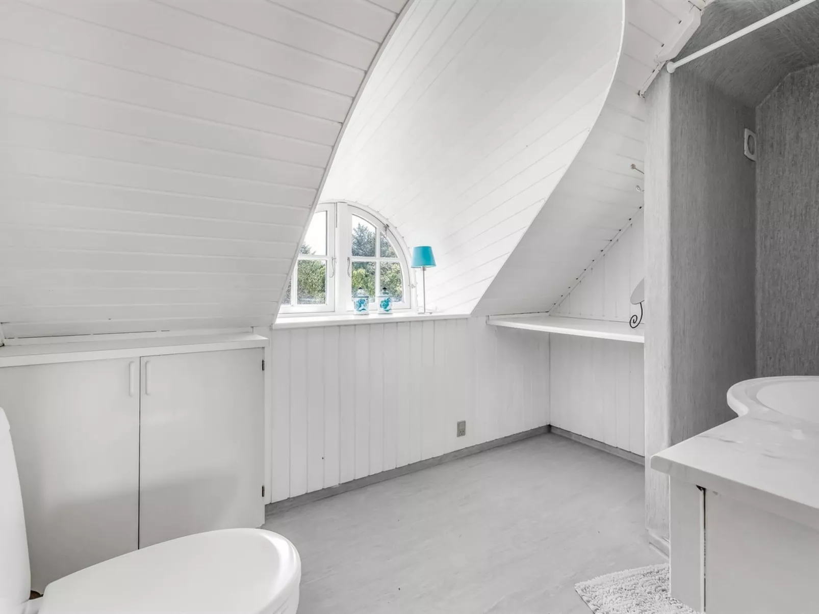 "Arja" - 2.2km from the sea-Binnen