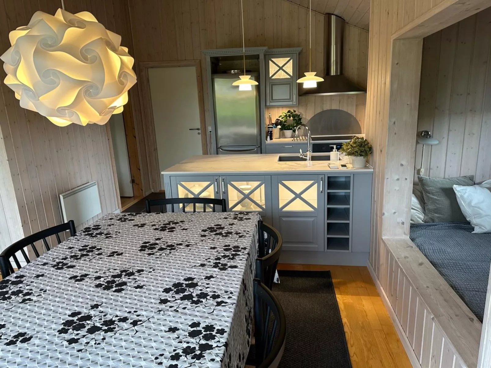 "Florentin" - 1km from the sea-Binnen