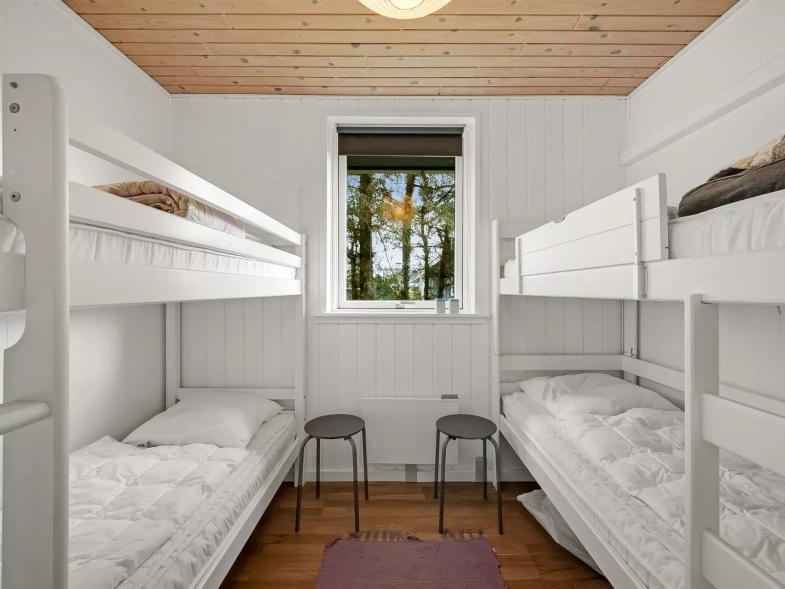 "Aleida" - 100m to the fjord-Binnen