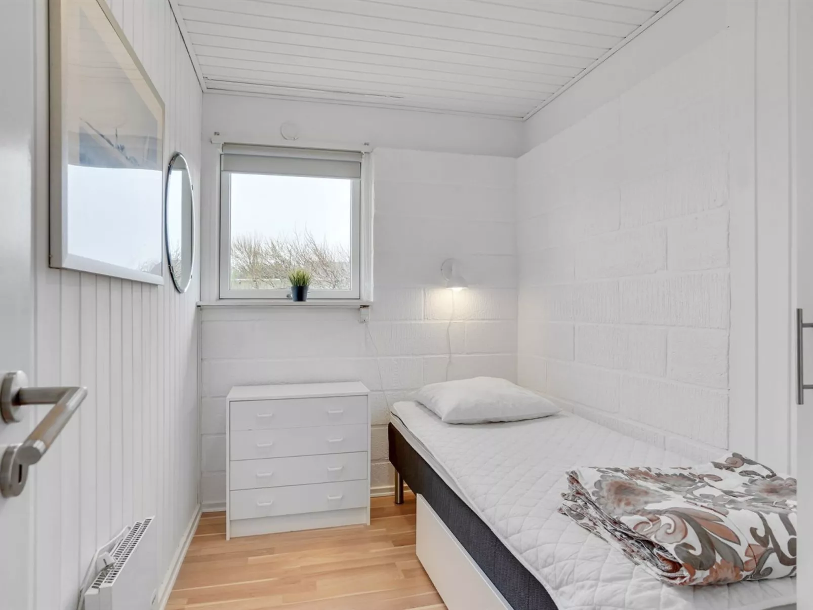 "Haklang" - 200m from the sea-Binnen