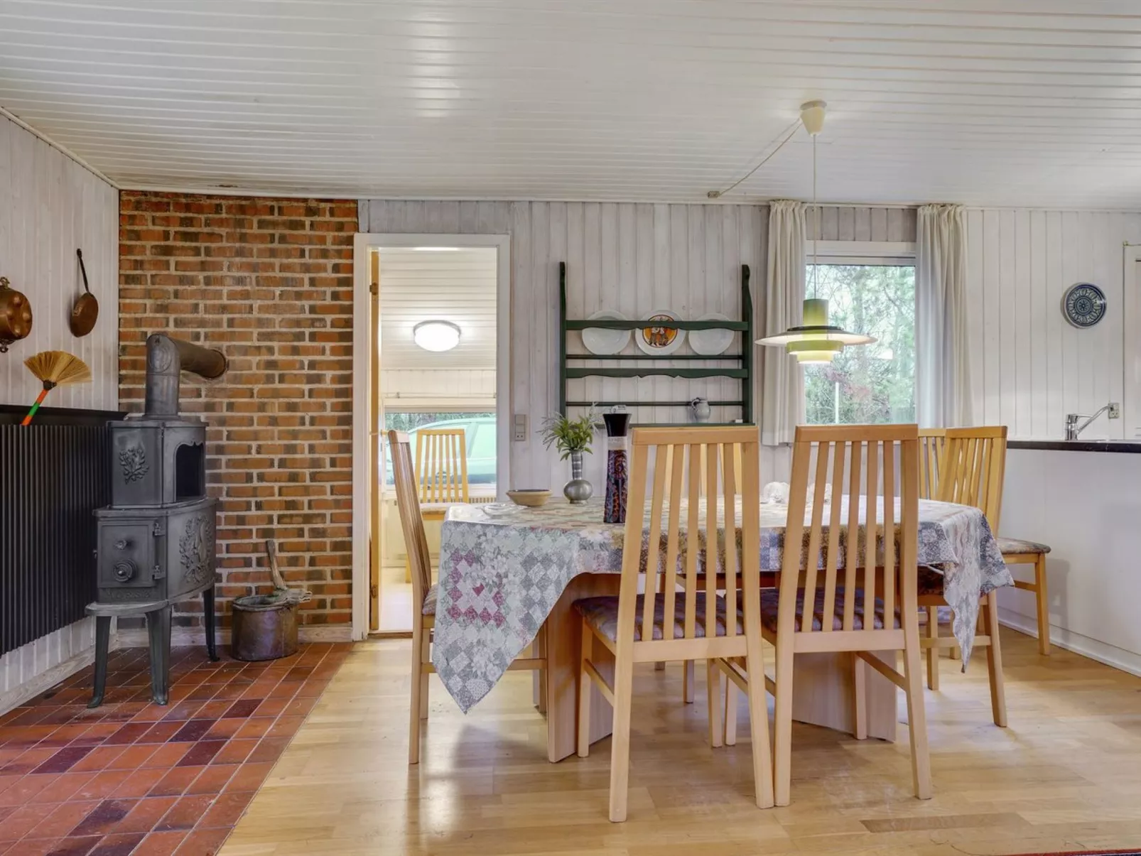 "Arben" - 900m from the sea-Binnen