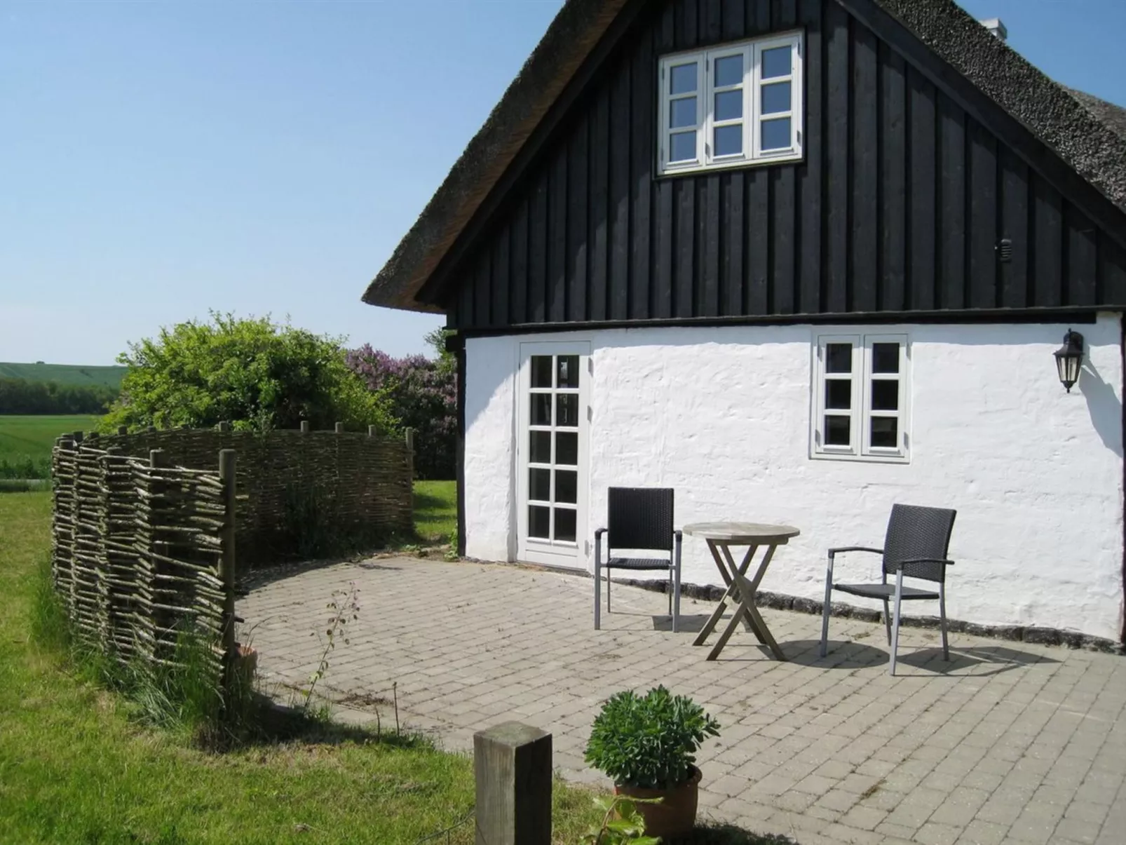 "Eva" - 1.5km to the fjord-Buiten