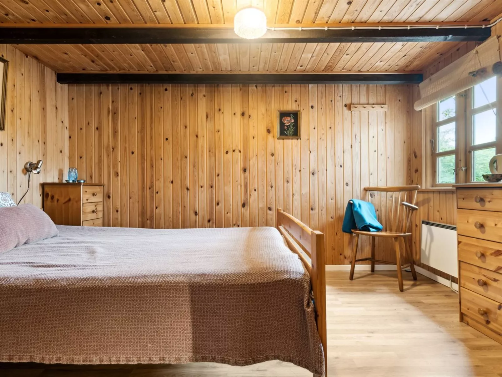 "Ginnie" - 300m from the sea-Binnen