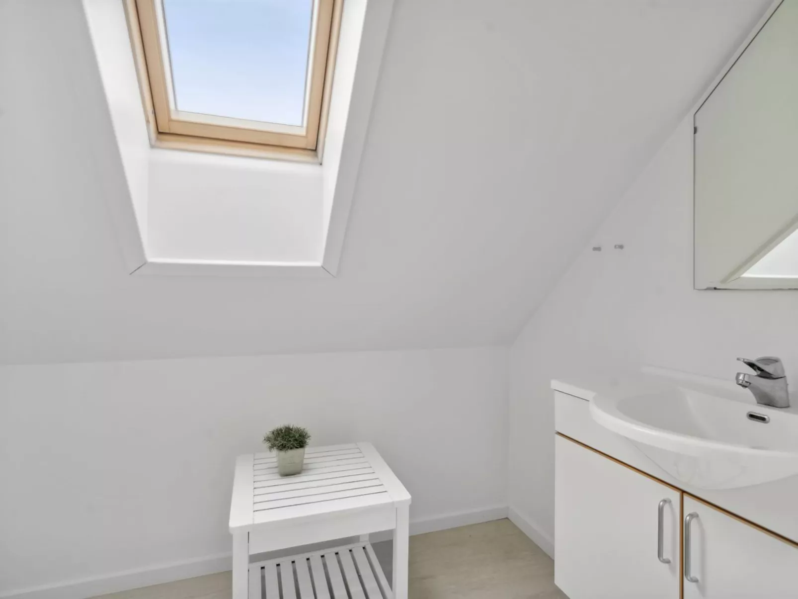 "Matleena" - 200m from the sea-Binnen