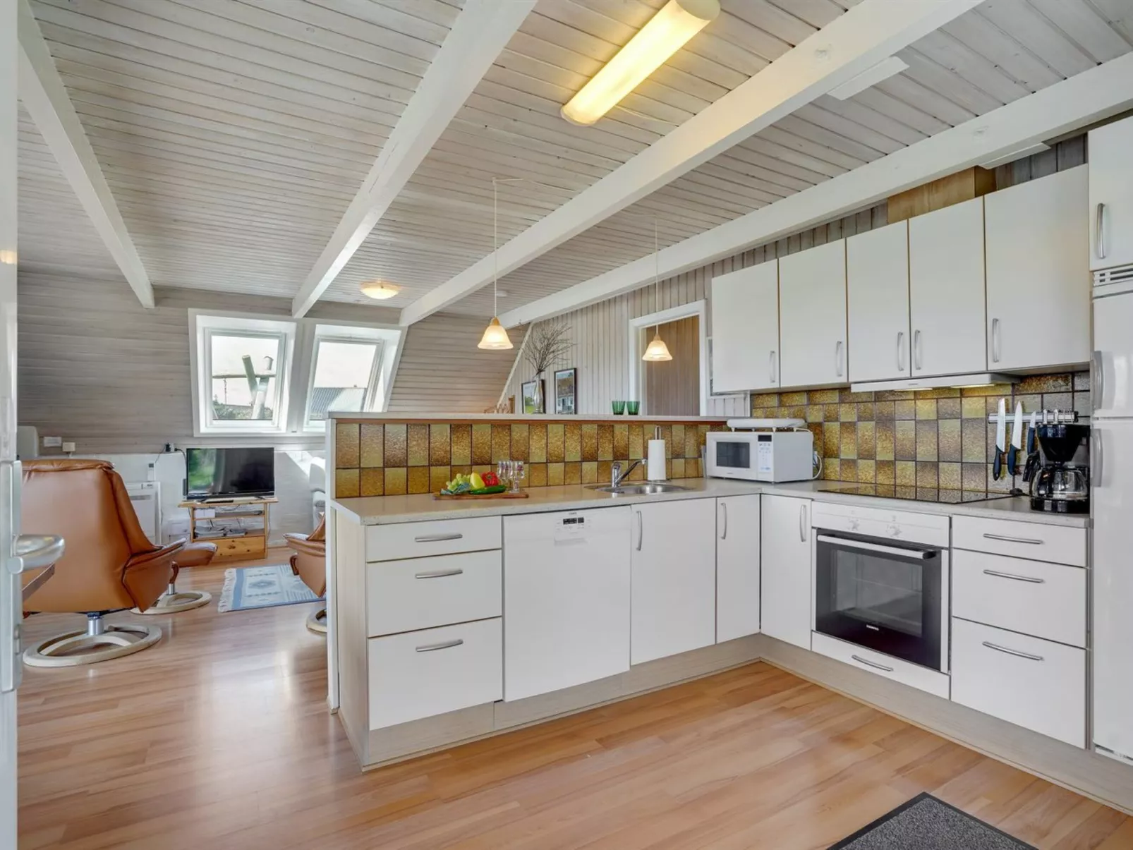 "Alleta" - 600m from the sea-Binnen