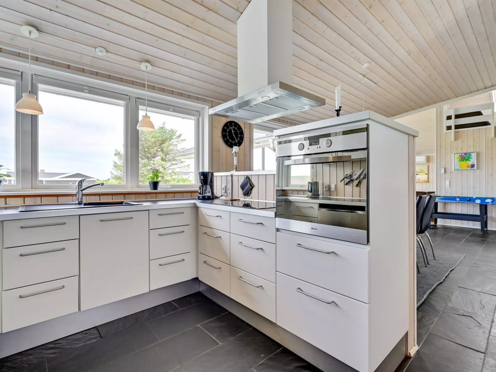 "Nahel" - 150m to the fjord-Binnen