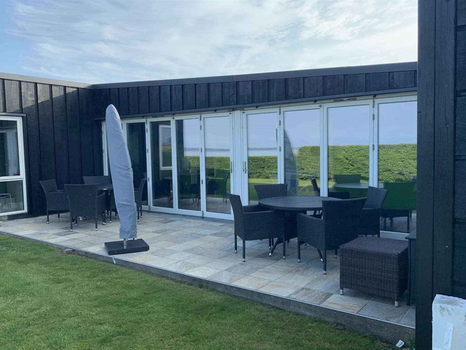 "Amia" - 20m from the sea-Buiten