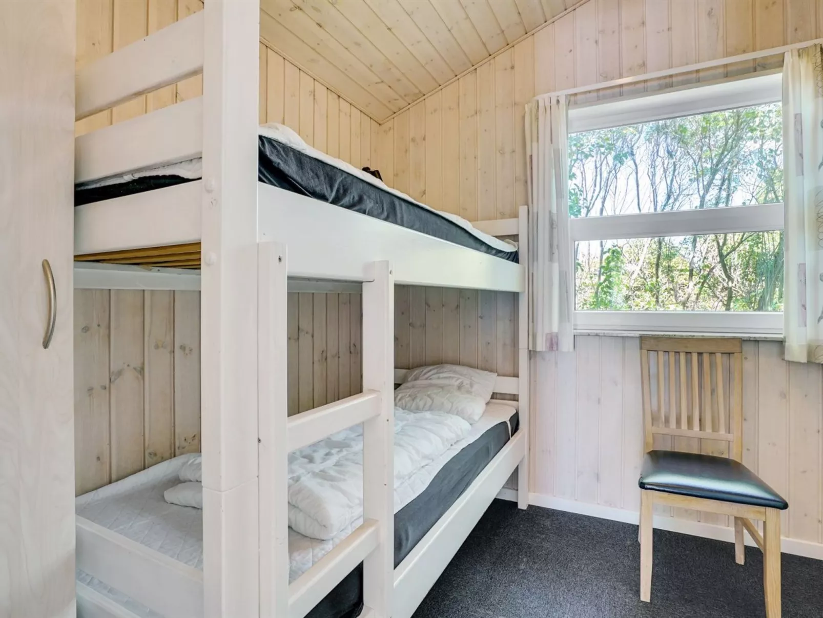 "Kajana" - 400m from the sea-Binnen