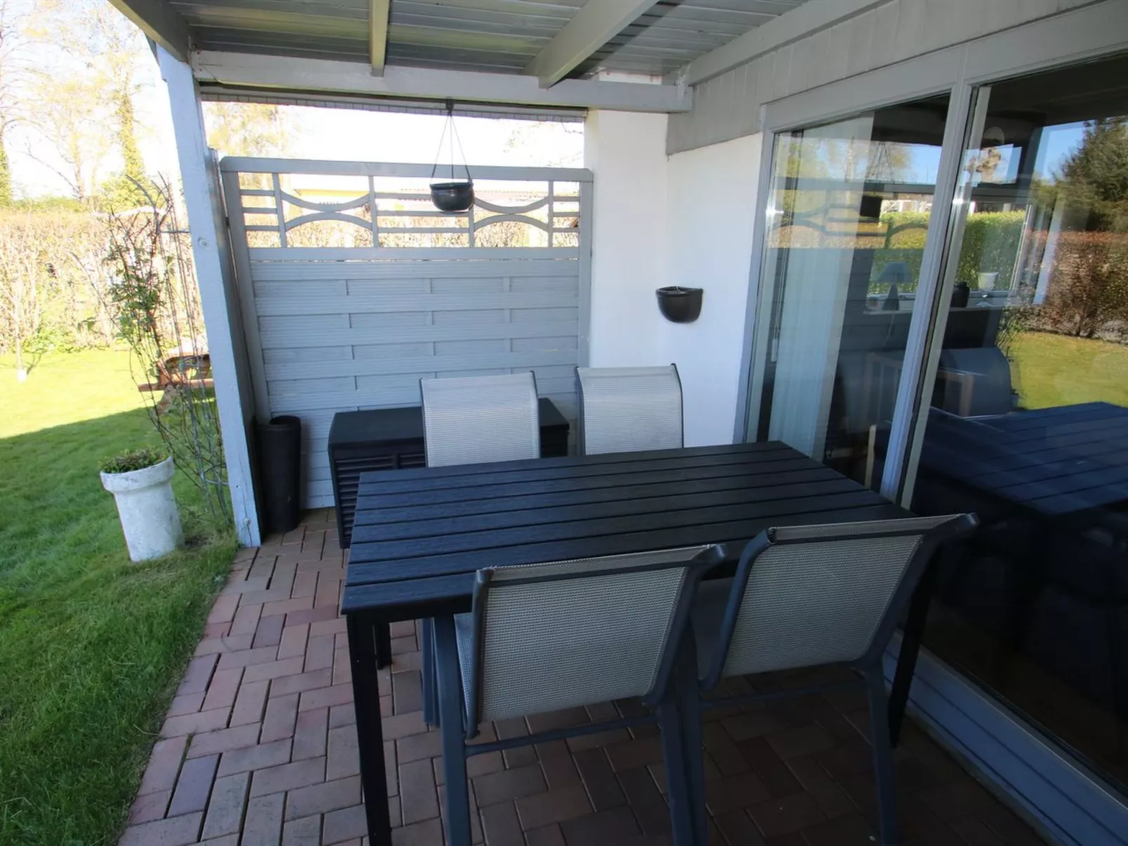 "Sauli" - 200m to the fjord-Buiten