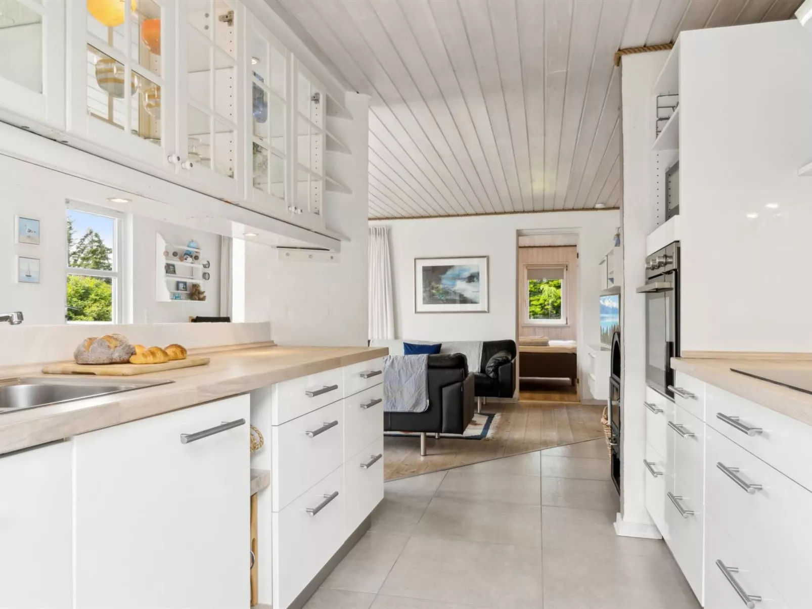 "Marli" - 700m from the sea-Binnen