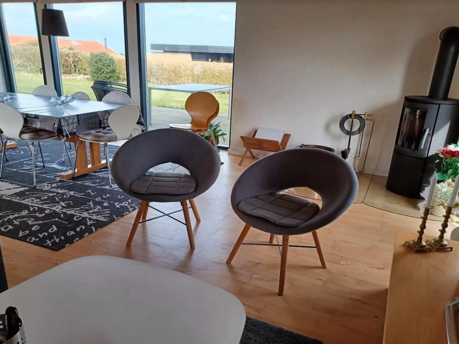 "Kiowa" - 100m from the sea-Binnen