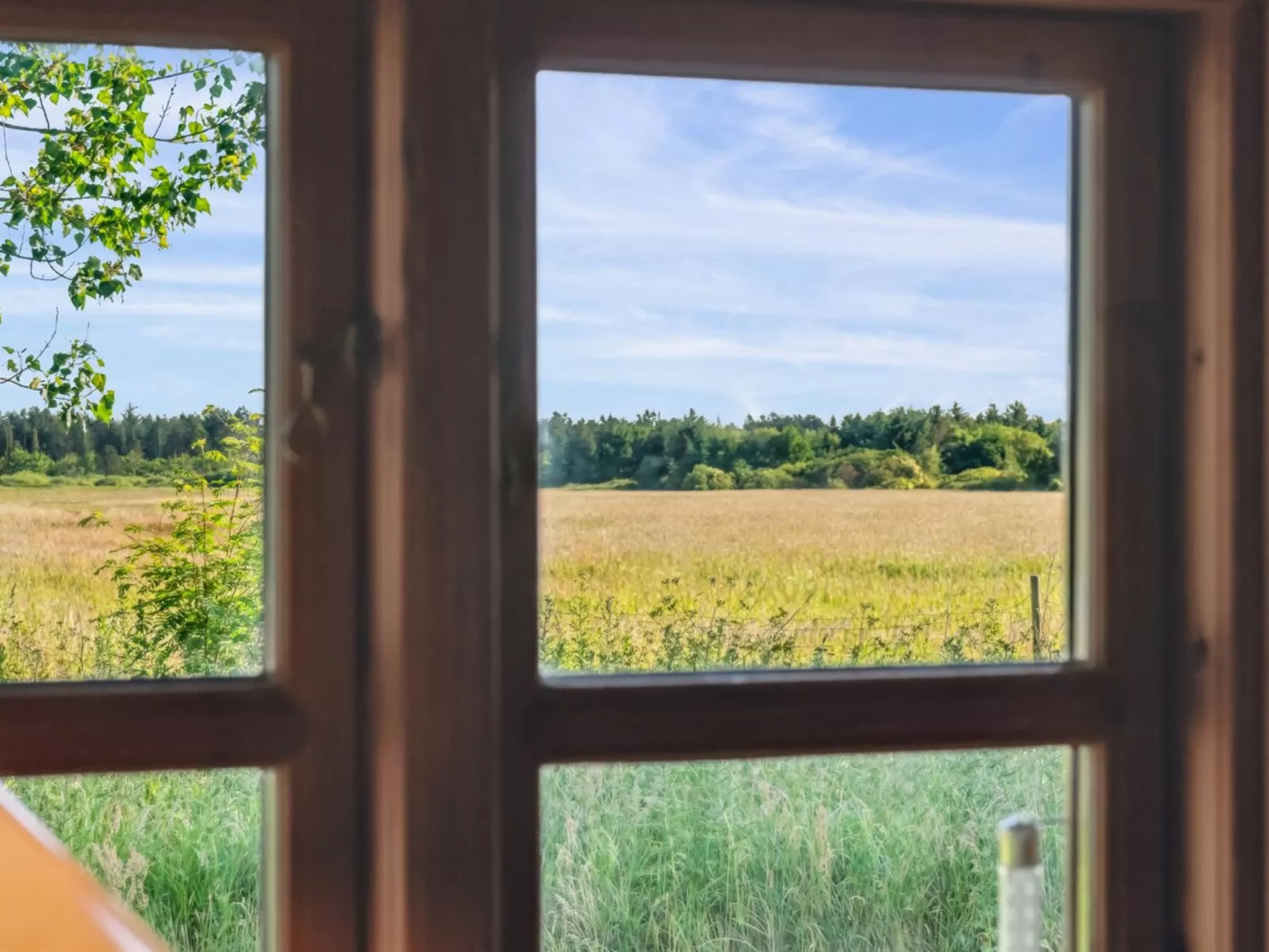 "Elsia" - 1.5km to the fjord-Buiten