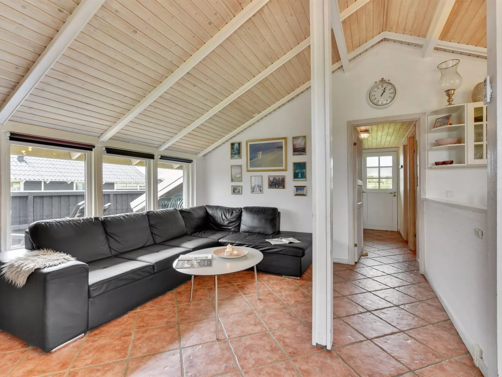 "Solbritt" - 330m to the fjord-Binnen