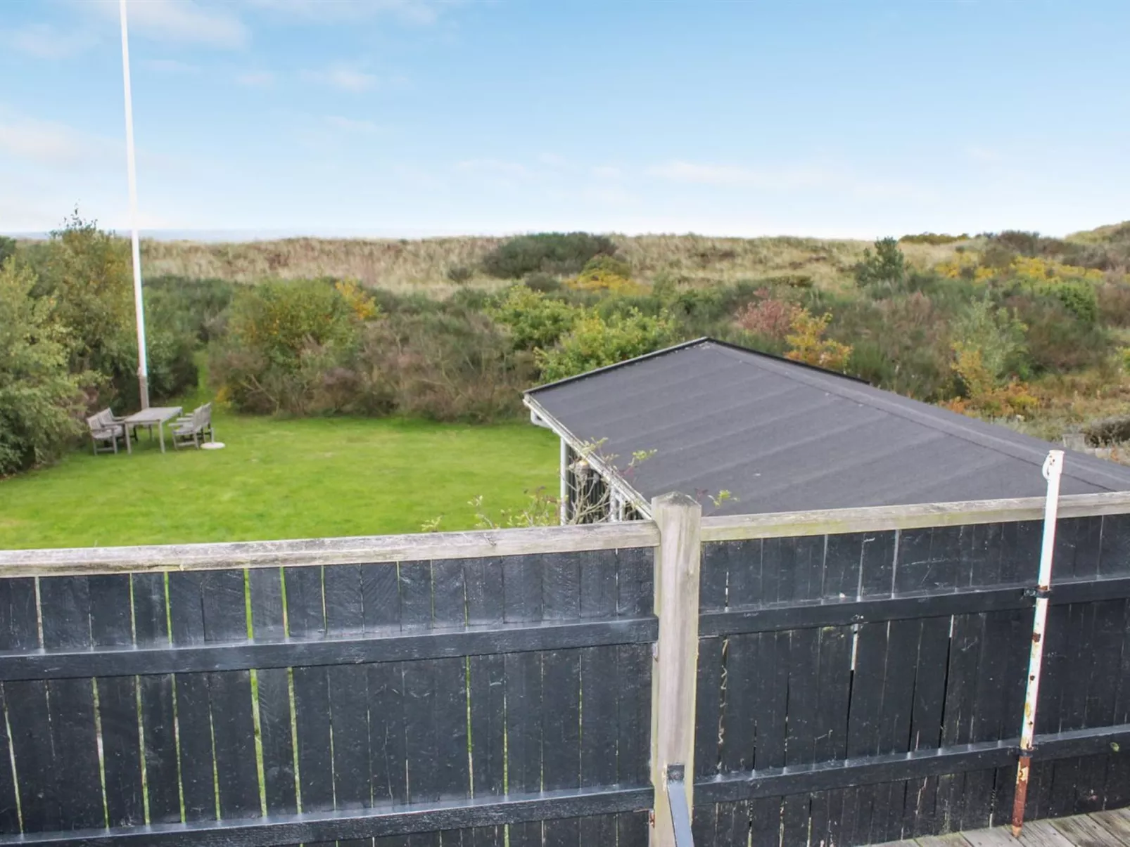 "Jenson" - 75m from the sea-Buiten