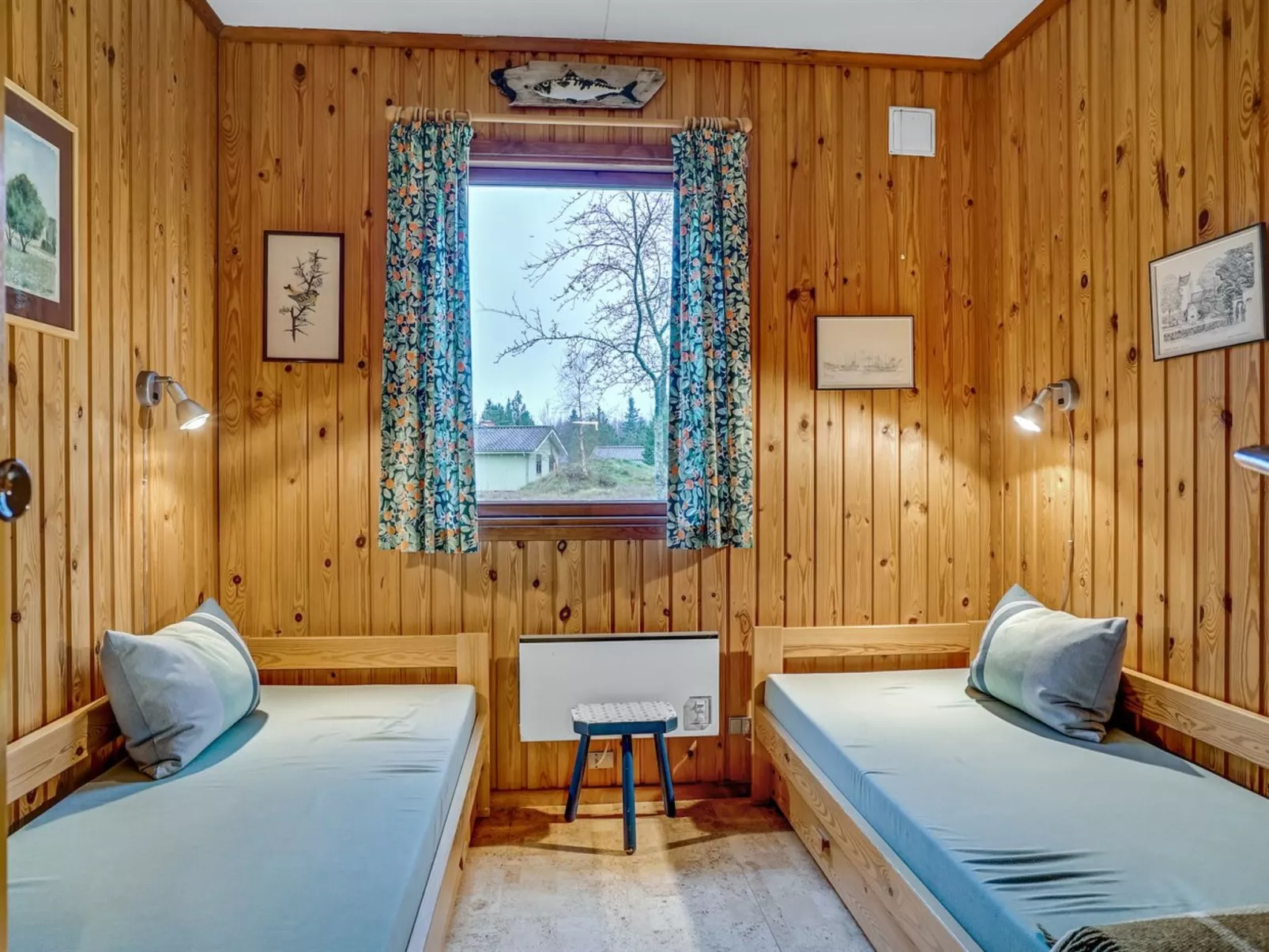 "Carina" - 5km from the sea-Binnen