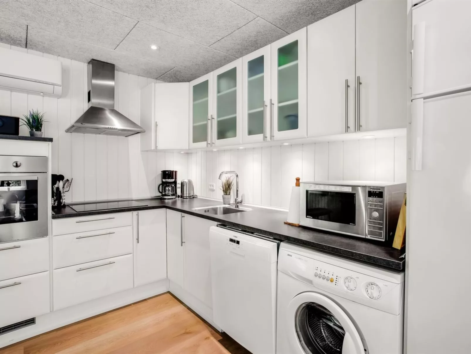 "Maik" - 1.5km from the sea-Binnen