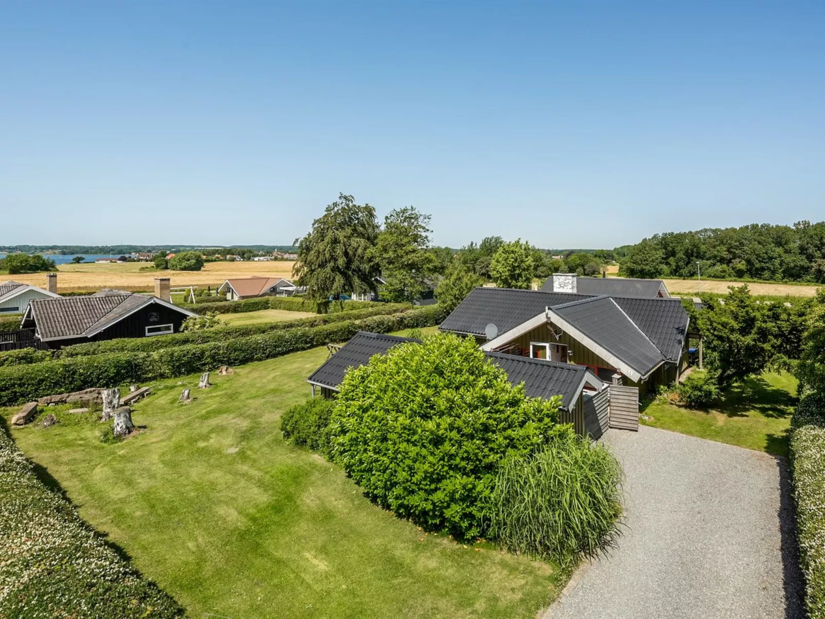 "Ofelia" - 500m to the fjord-Buiten