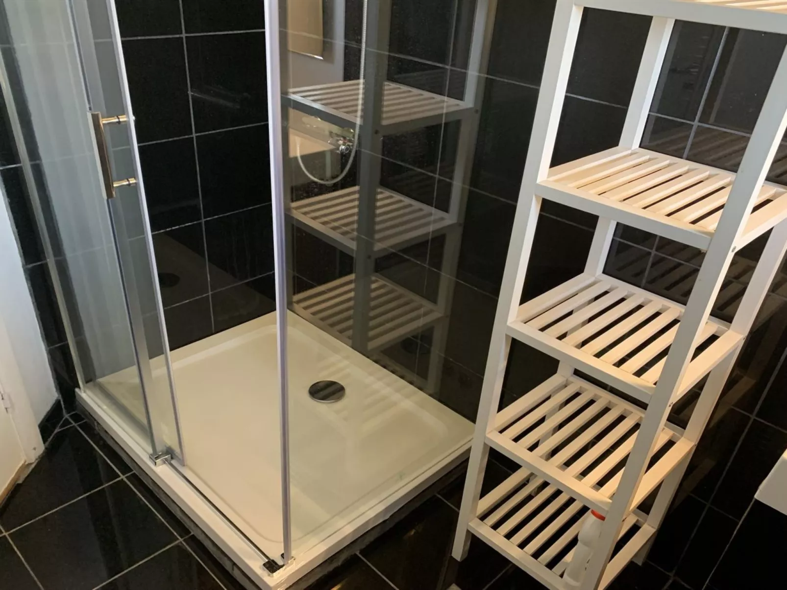 "Orsa" - 80m from the sea-Binnen